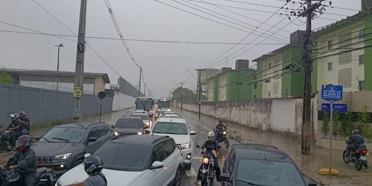 Inmet emite alerta de chuvas intensas para 94 cidades da Paraíba; veja lista de municípios